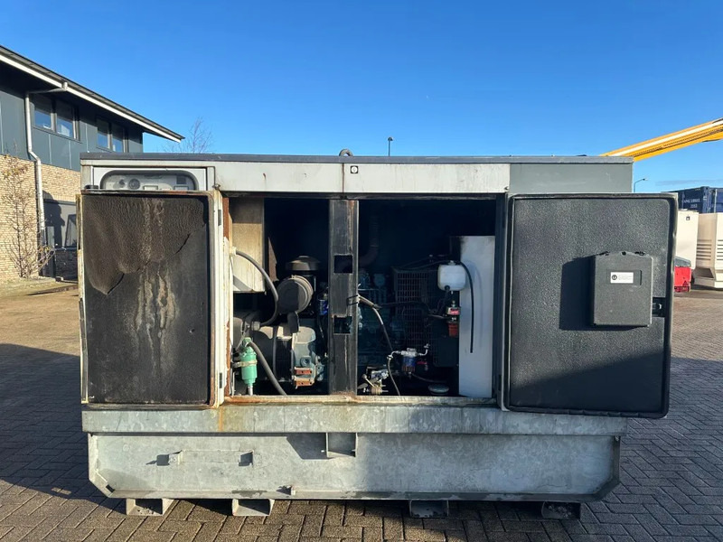 Generaatorikomplekt Europower EPUS44TDE Kubota leroy Somer 44 kVA Supersilent Rental generatorset: pilt 14