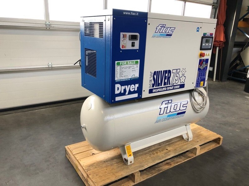 Fiac New Silver D 7.5 / 300 Silent 5.5 kW 720 L / min 10 bar Elektrische Schroefcompressor met ketel en droger - Õhukompressor: pilt 3 Fiac New Silver D 7.5 / 300 Silent 5.5 kW 720 L / min 10 bar Elektrische Schroefcompressor met ketel en droger - Õhukompressor: pilt 3