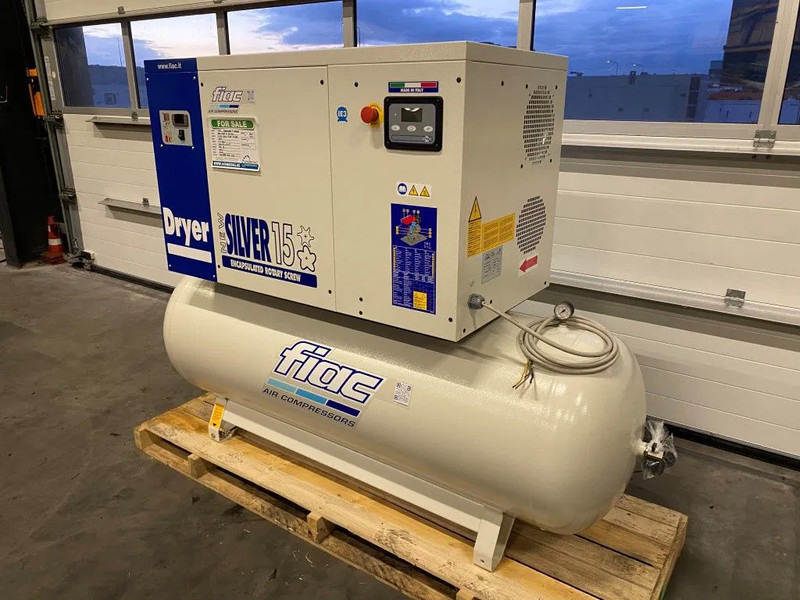 Fiac NewSilver D 15 / 500 NewSilver D 15 / 500 - 1430 L / min 11 kW 10 bar Elektrische Schroefcompressor + Droger - Õhukompressor: pilt 5 Fiac NewSilver D 15 / 500 NewSilver D 15 / 500 - 1430 L / min 11 kW 10 bar Elektrische Schroefcompressor + Droger - Õhukompressor: pilt 5