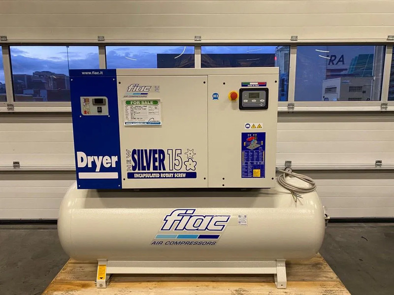 Fiac NewSilver D 15 / 500 NewSilver D 15 / 500 - 1430 L / min 11 kW 10 bar Elektrische Schroefcompressor + Droger - Õhukompressor: pilt 2 Fiac NewSilver D 15 / 500 NewSilver D 15 / 500 - 1430 L / min 11 kW 10 bar Elektrische Schroefcompressor + Droger - Õhukompressor: pilt 2