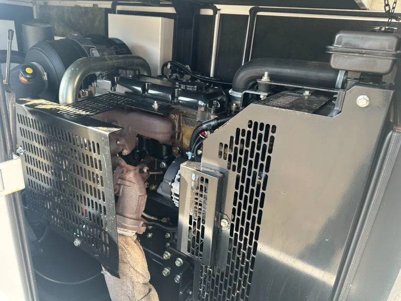 GESAN DPR 60 Perkins Leroy Somer 60 kVA Silent Rental generatorset - Generaatorikomplekt: pilt 3 GESAN DPR 60 Perkins Leroy Somer 60 kVA Silent Rental generatorset - Generaatorikomplekt: pilt 3