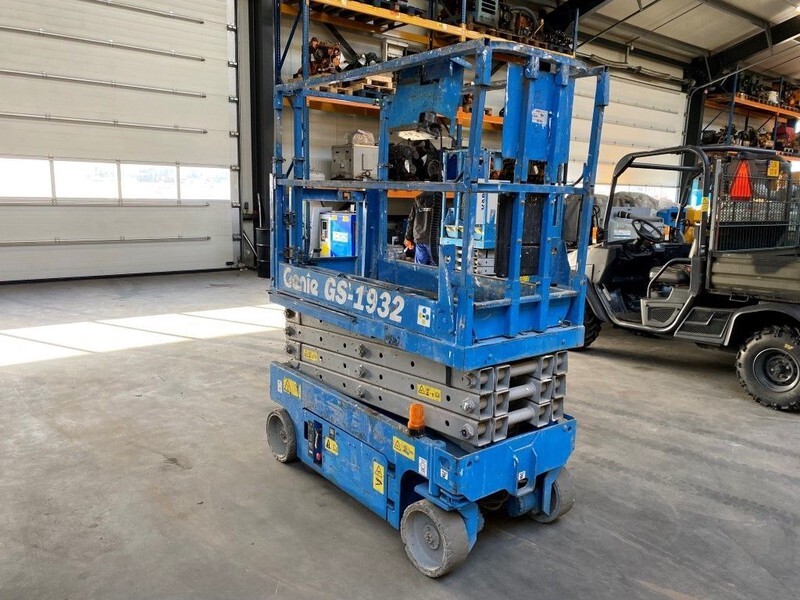 Genie GS 1932 Elektrische Schaarhoogwerker 7.8 meter werkhoogte 304 uur ! - Käärlift: pilt 2 Genie GS 1932 Elektrische Schaarhoogwerker 7.8 meter werkhoogte 304 uur ! - Käärlift: pilt 2