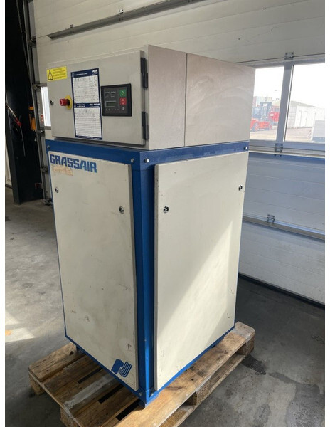 Grassair WIS11.7 4 kW 550 L / min 7 Bar watergesmeerde schroefcompressor - Õhukompressor: pilt 3 Grassair WIS11.7 4 kW 550 L / min 7 Bar watergesmeerde schroefcompressor - Õhukompressor: pilt 3
