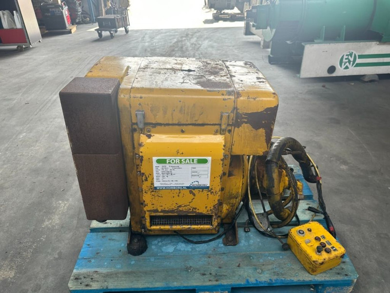 Hatz 2L30C Silent Diesel Motor 19 kW 26 PK met hydrauliekpomp - Mootor - Materjali käitlemise seade: pilt 4 Hatz 2L30C Silent Diesel Motor 19 kW 26 PK met hydrauliekpomp - Mootor - Materjali käitlemise seade: pilt 4