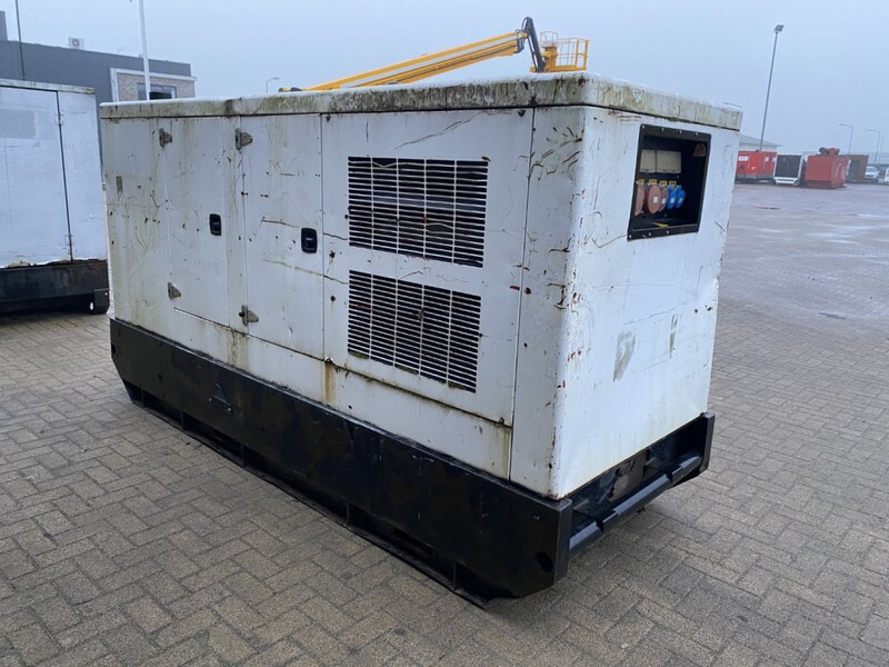 Generaatorikomplekt Himoinsa HFW 200 Iveco NEF 67 Stamford 200 kVA Silent generatorset: pilt 8