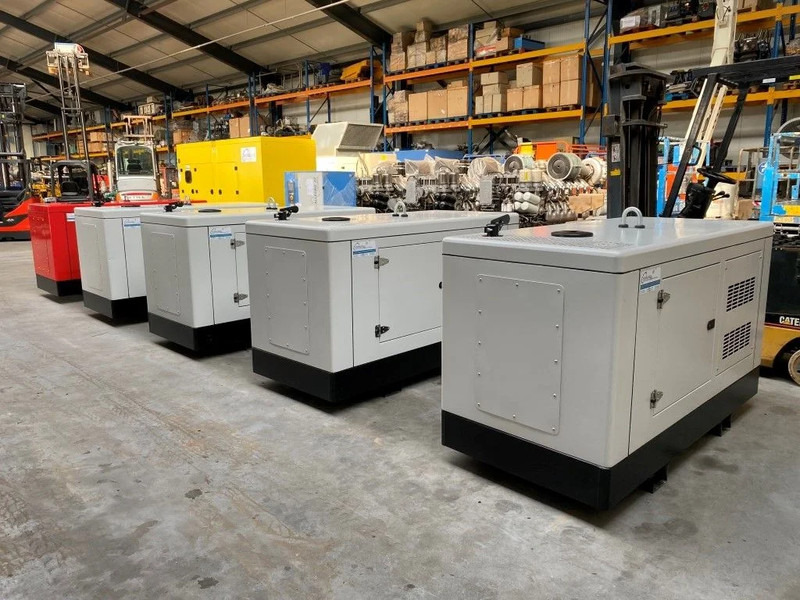 Himoinsa HYW-17 Yanmar Stamford 19 kVA Supersilent Stage 5 Generatorset Nieuw ! - Generaatorikomplekt: pilt 2 Himoinsa HYW-17 Yanmar Stamford 19 kVA Supersilent Stage 5 Generatorset Nieuw ! - Generaatorikomplekt: pilt 2