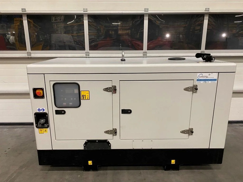 Himoinsa Yanmar Stamford 35 kVA Supersilent Generatorset Nieuw ! - Generaatorikomplekt: pilt 5 Himoinsa Yanmar Stamford 35 kVA Supersilent Generatorset Nieuw ! - Generaatorikomplekt: pilt 5
