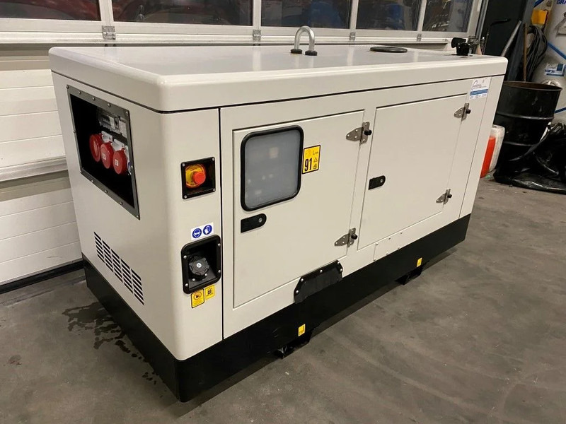 Himoinsa Yanmar Stamford 35 kVA Supersilent Generatorset Nieuw ! - Generaatorikomplekt: pilt 2 Himoinsa Yanmar Stamford 35 kVA Supersilent Generatorset Nieuw ! - Generaatorikomplekt: pilt 2