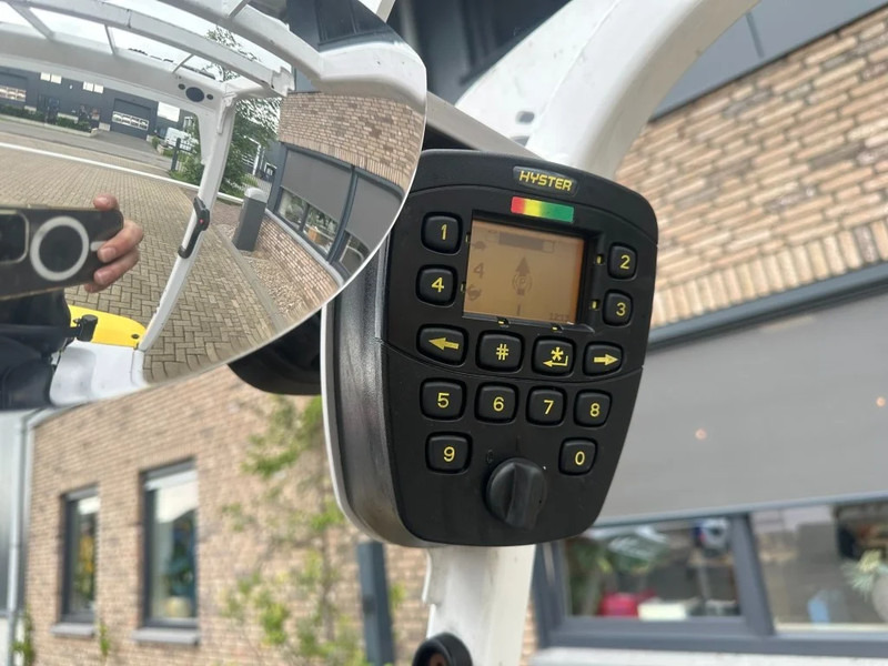 Elektritõstuk Hyster J1.8XN MWB 1.8 ton Triplex Freelift Sideshift Positioner Elektra Heftruck Accu 2023: pilt 11 Elektritõstuk Hyster J1.8XN MWB 1.8 ton Triplex Freelift Sideshift Positioner Elektra Heftruck Accu 2023: pilt 11