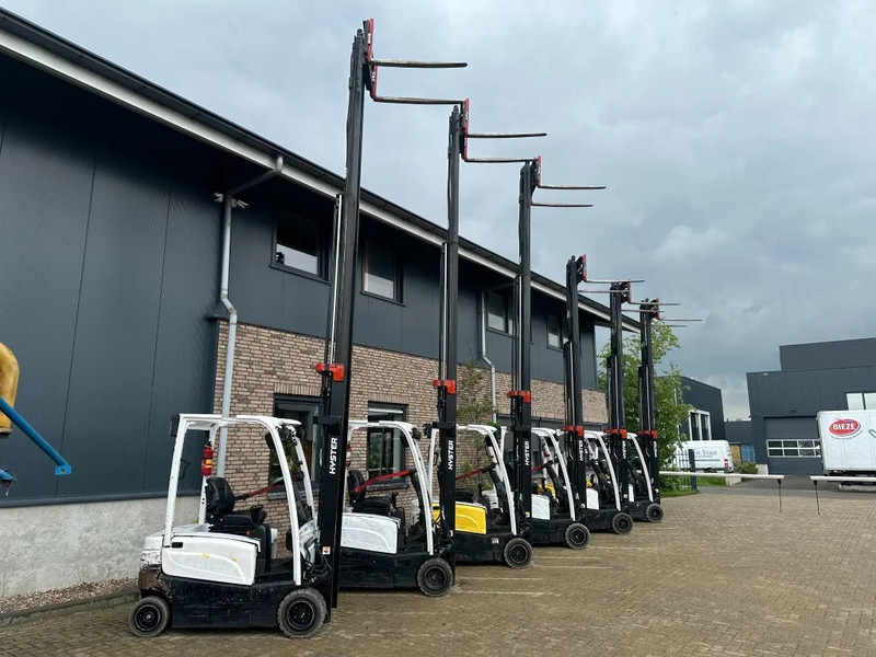 Elektritõstuk Hyster J1.8XN MWB 1.8 ton Triplex Freelift Sideshift Positioner Elektra Heftruck Accu 2023: pilt 7 Elektritõstuk Hyster J1.8XN MWB 1.8 ton Triplex Freelift Sideshift Positioner Elektra Heftruck Accu 2023: pilt 7