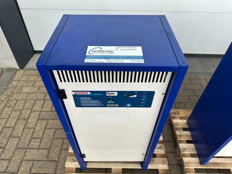 Elektritõstuk Hyster J1.8XN MWB 1.8 ton Triplex Freelift Sideshift Positioner Elektra Heftruck Accu 2023: pilt 16 Elektritõstuk Hyster J1.8XN MWB 1.8 ton Triplex Freelift Sideshift Positioner Elektra Heftruck Accu 2023: pilt 16