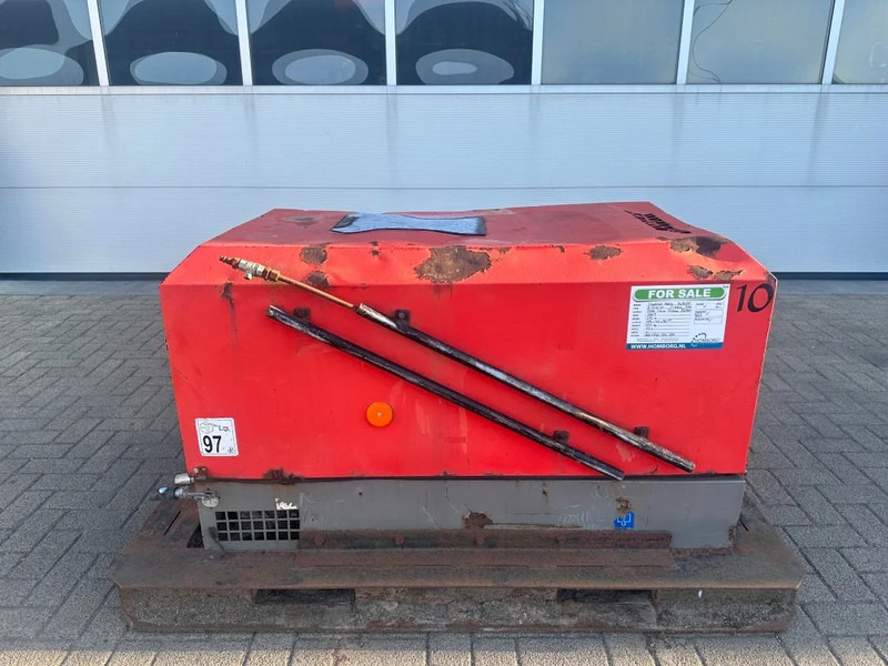 Ingersoll Rand 720 R1051SF Kubota D1005 Diesel Compressor 2000 L / min 17.5 kW 8.6 Bar - Õhukompressor: pilt 1 Ingersoll Rand 720 R1051SF Kubota D1005 Diesel Compressor 2000 L / min 17.5 kW 8.6 Bar - Õhukompressor: pilt 1