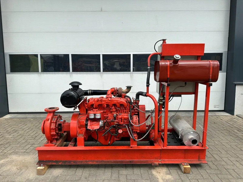Iveco 8061 SI 25.05 KSB 233 m3 / h 9 Bar Diesel Waterpomp 609 hours ! Fire pump - Veepump: pilt 1 Iveco 8061 SI 25.05 KSB 233 m3 / h 9 Bar Diesel Waterpomp 609 hours ! Fire pump - Veepump: pilt 1