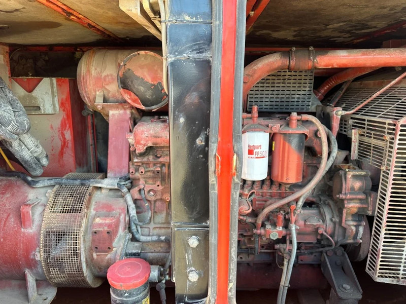 Generaatorikomplekt Iveco 8361 SRI 26.07 Mecc Alte Spa 210 kVA Silent generatorset: pilt 9