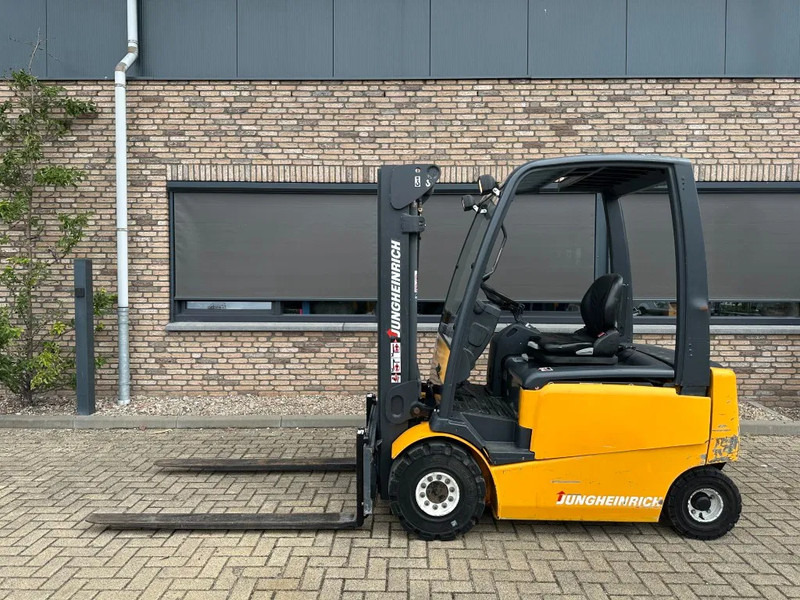 Jungheinrich EFG 425 K 2.5 ton Triplex Freelift Sideshift Elektra Heftruck - Elektritõstuk: pilt 2 Jungheinrich EFG 425 K 2.5 ton Triplex Freelift Sideshift Elektra Heftruck - Elektritõstuk: pilt 2