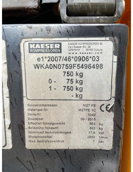 Õhukompressor Kaeser M27 Kubota 2,7 m3 / min 7 Bar 18 kW Mobiele Silent Diesel Compressor: pilt 16