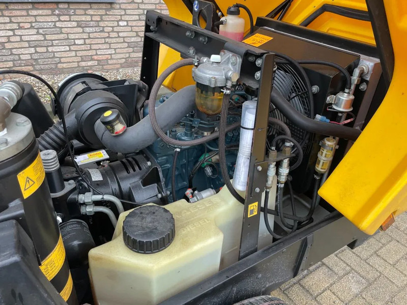 Õhukompressor Kaeser M27 Kubota 2,7 m3 / min 7 Bar 18 kW Mobiele Silent Diesel Compressor: pilt 13