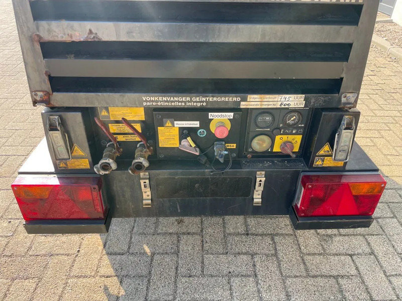 Kaeser M27 Kubota 2,7 m3 / min 7 Bar 18 kW Mobiele Silent Diesel Compressor - Õhukompressor: pilt 3 Kaeser M27 Kubota 2,7 m3 / min 7 Bar 18 kW Mobiele Silent Diesel Compressor - Õhukompressor: pilt 3