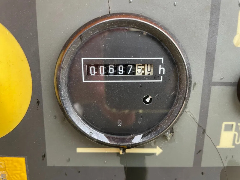 Õhukompressor Kaeser M27 Kubota 2,7 m3 / min 7 Bar 18 kW Mobiele Silent Diesel Compressor: pilt 5