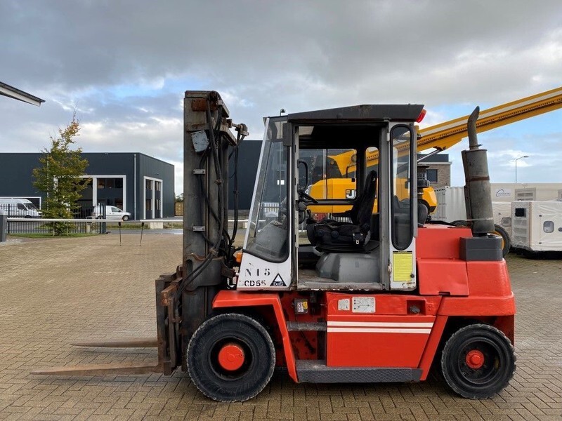 Kalmar DCD 55-6 6 ton Perkins Diesel Sideshift Positioner Freelift Heftruck - Diiseltõstuk: pilt 1 Kalmar DCD 55-6 6 ton Perkins Diesel Sideshift Positioner Freelift Heftruck - Diiseltõstuk: pilt 1