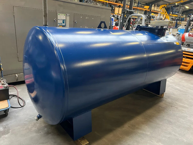 Kiwa IBC 4000 liter Kiwa Dubbelwandige Dieseltank - Merekonteiner: pilt 3 Kiwa IBC 4000 liter Kiwa Dubbelwandige Dieseltank - Merekonteiner: pilt 3