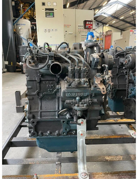 Kubota D722 dieselmotor 3 cilinder 18 PK (4stuks!) - Mootor - Materjali käitlemise seade: pilt 5 Kubota D722 dieselmotor 3 cilinder 18 PK (4stuks!) - Mootor - Materjali käitlemise seade: pilt 5