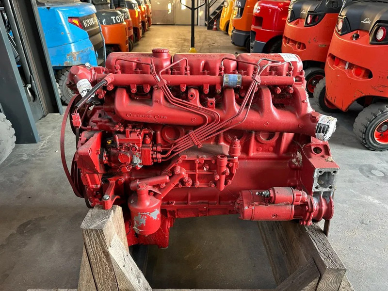 MAN D 0226 M 66 kW / 90 PK 6 cilinder diesel engine parts - Mootor - Materjali käitlemise seade: pilt 1 MAN D 0226 M 66 kW / 90 PK 6 cilinder diesel engine parts - Mootor - Materjali käitlemise seade: pilt 1