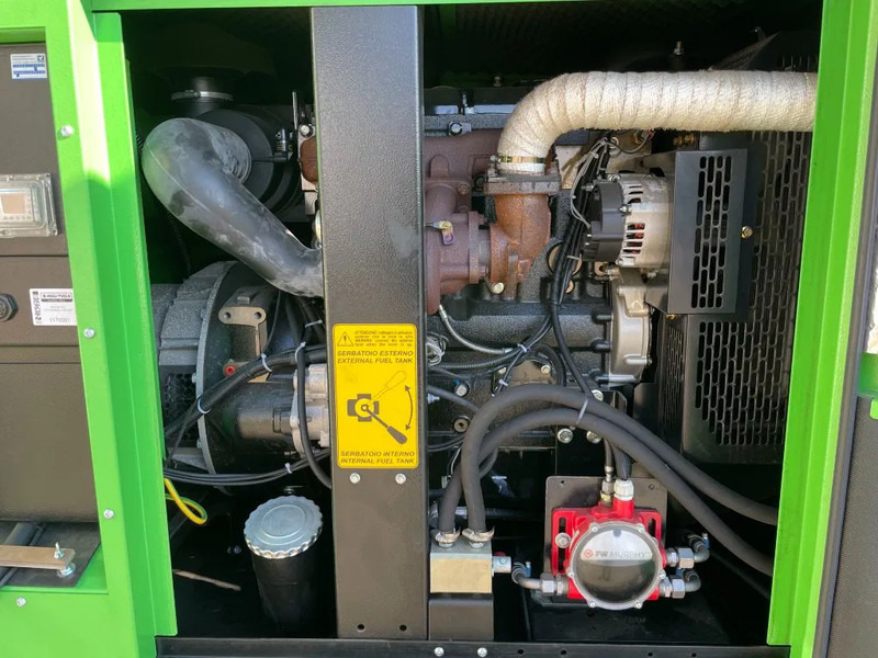 Generaatorikomplekt MOSA Hybride Perkins 66 kVA / 80 KWh accupakket: pilt 17