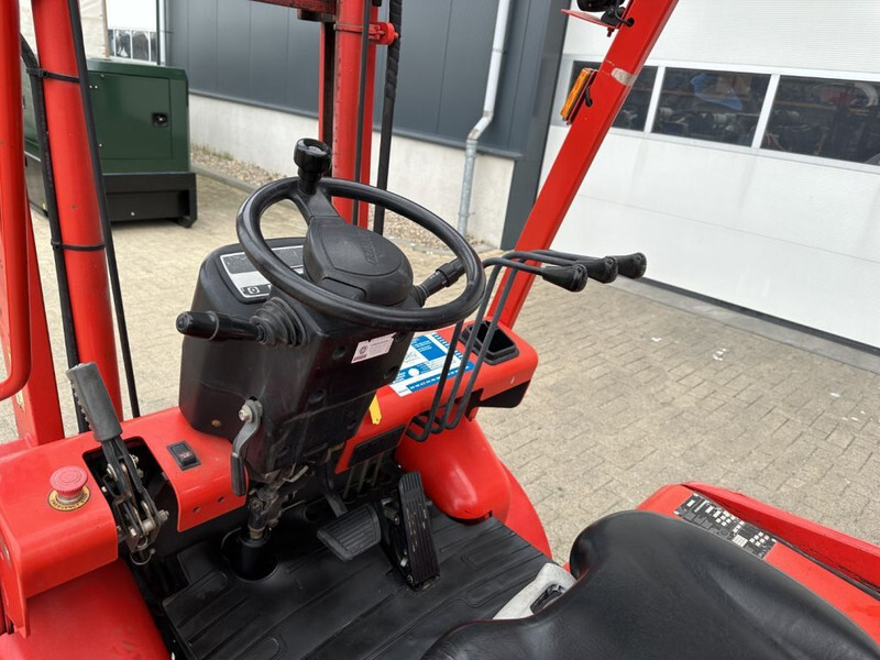 Manitou ME425-80V 2.5 ton Triplex Freelift Sideshift Elektra Heftruck - Elektritõstuk: pilt 5 Manitou ME425-80V 2.5 ton Triplex Freelift Sideshift Elektra Heftruck - Elektritõstuk: pilt 5