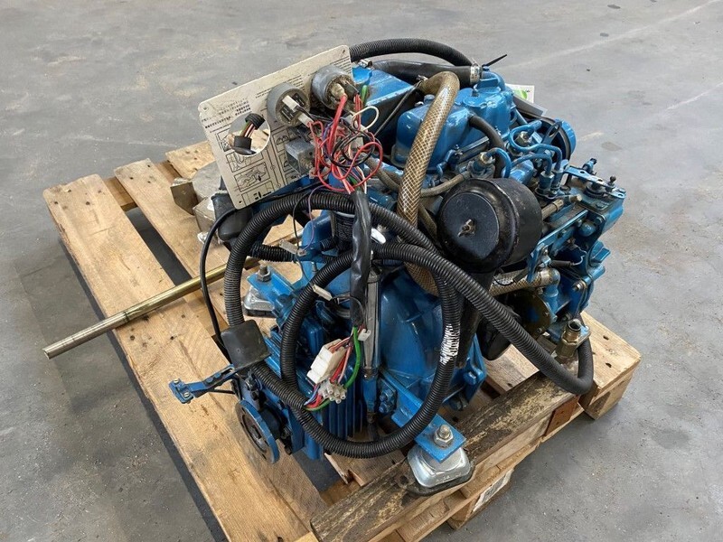 Mitsubishi Solé L2E 11 PK diesel marine motor met keerkoppeling - Mootor: pilt 5 Mitsubishi Solé L2E 11 PK diesel marine motor met keerkoppeling - Mootor: pilt 5