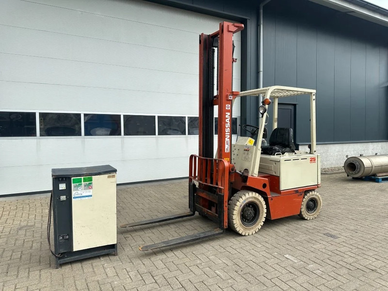 Nissan 2.5 ton Duplex Elektra Heftruck 5 meter hefhoogte - Elektritõstuk: pilt 2 Nissan 2.5 ton Duplex Elektra Heftruck 5 meter hefhoogte - Elektritõstuk: pilt 2