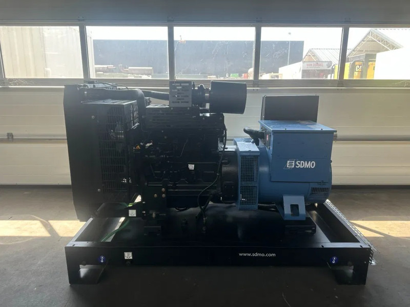 SDMO JS100K John Deere Leroy Somer 100 kVA generatorset - Generaatorikomplekt: pilt 3 SDMO JS100K John Deere Leroy Somer 100 kVA generatorset - Generaatorikomplekt: pilt 3