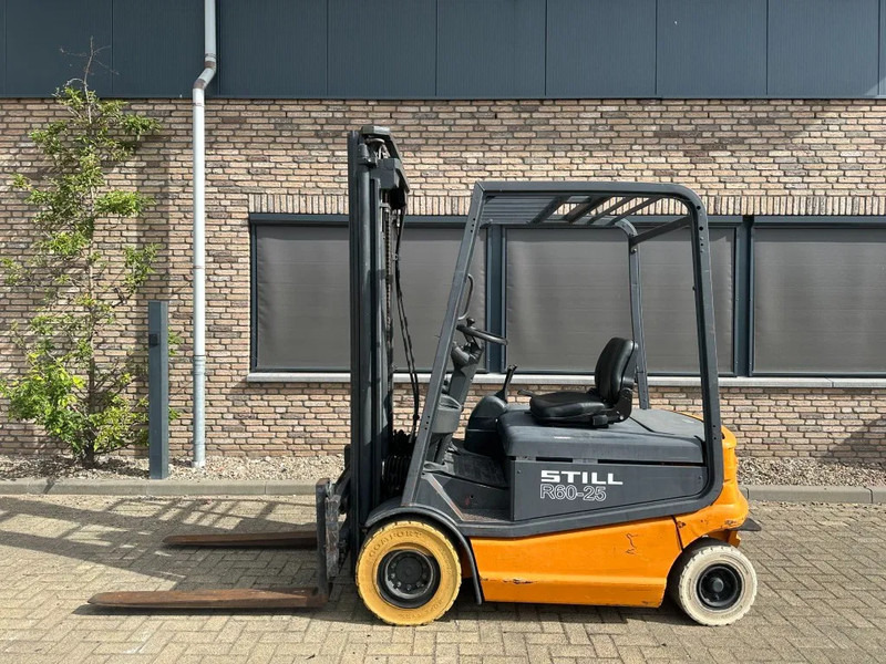 Still R 60-25 2.5 ton Triplex Freelift Sideshift Elektra Heftruck 590 cm hefhoogte ! - Elektritõstuk: pilt 1 Still R 60-25 2.5 ton Triplex Freelift Sideshift Elektra Heftruck 590 cm hefhoogte ! - Elektritõstuk: pilt 1