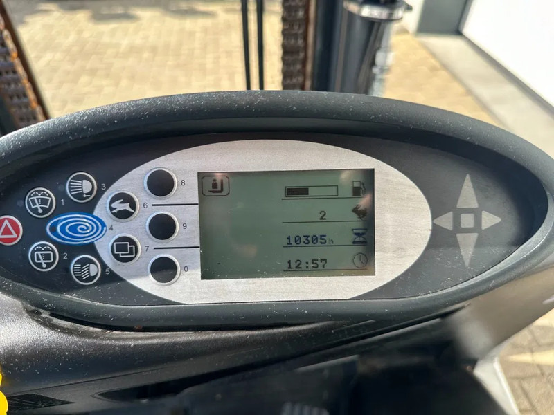 Gaasitõstuk Still RX70-25 T 2.5 ton Duplex Sideshift LPG Heftruck 2020: pilt 18 Gaasitõstuk Still RX70-25 T 2.5 ton Duplex Sideshift LPG Heftruck 2020: pilt 18