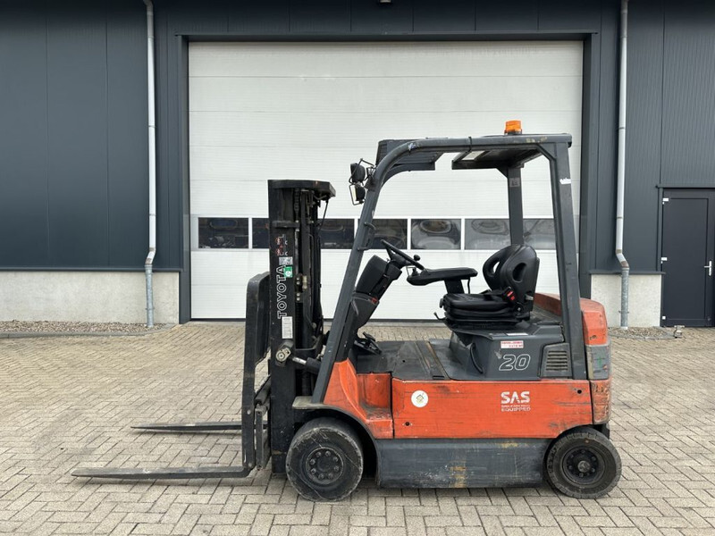Toyota 7FBMF20 2 ton Triplex Freelift Sideshift Elektra Heftruck - Elektritõstuk: pilt 2 Toyota 7FBMF20 2 ton Triplex Freelift Sideshift Elektra Heftruck - Elektritõstuk: pilt 2