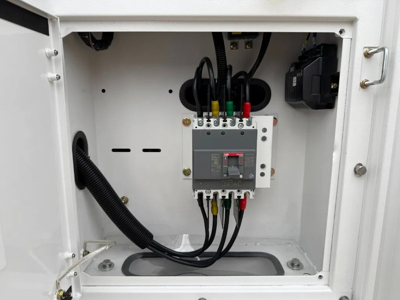 Uus Generaatorikomplekt Yanmar Stage 5 Yanmar 45 kVA Silent Rental generatorset: pilt 18