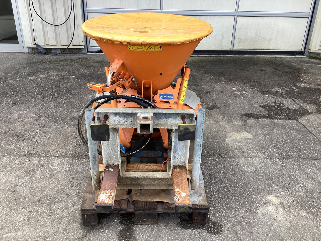 Rauch SA121R Typ4 - Liiva-/ Soolajaotur: pilt 5 Rauch SA121R Typ4 - Liiva-/ Soolajaotur: pilt 5