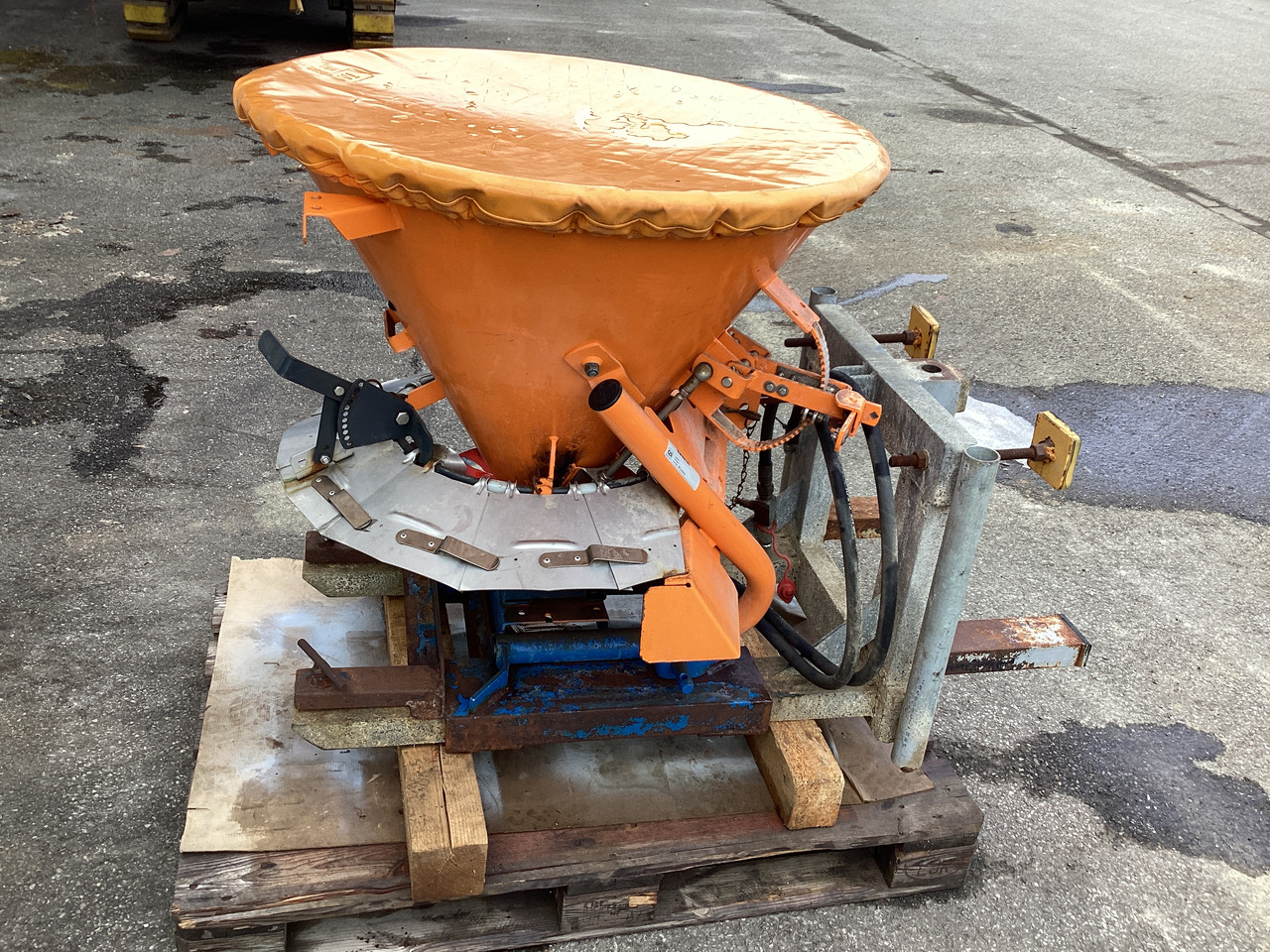 Rauch SA121R Typ4 - Liiva-/ Soolajaotur: pilt 4 Rauch SA121R Typ4 - Liiva-/ Soolajaotur: pilt 4