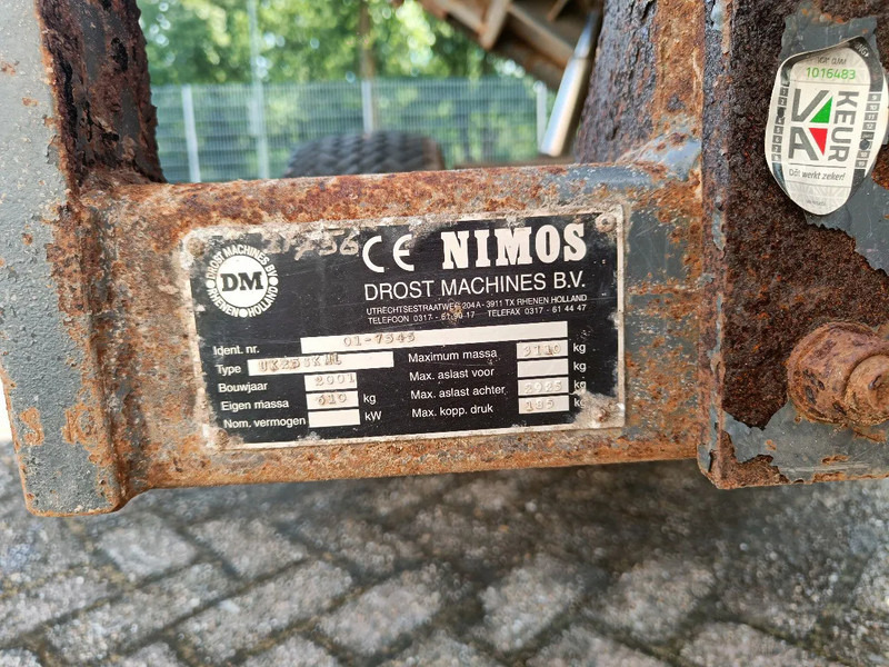 Puksiirtraktor Kubota B2410 met Nimos Kipper: pilt 12