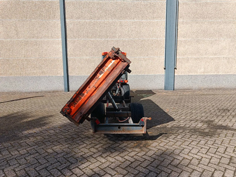 Puksiirtraktor Kubota B2410 met Nimos Kipper: pilt 6