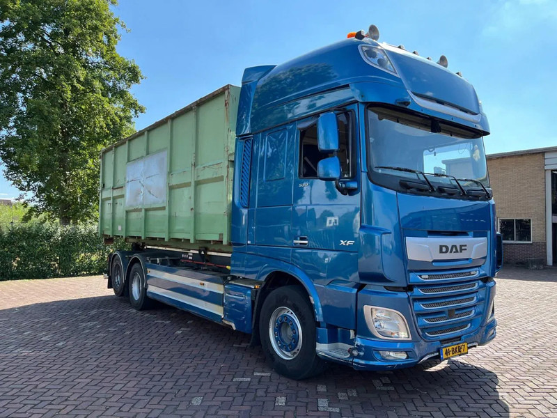 DAF XF 530 FAS - Konteinerveduk/ Tõstukiga veoauto: pilt 1 DAF XF 530 FAS - Konteinerveduk/ Tõstukiga veoauto: pilt 1