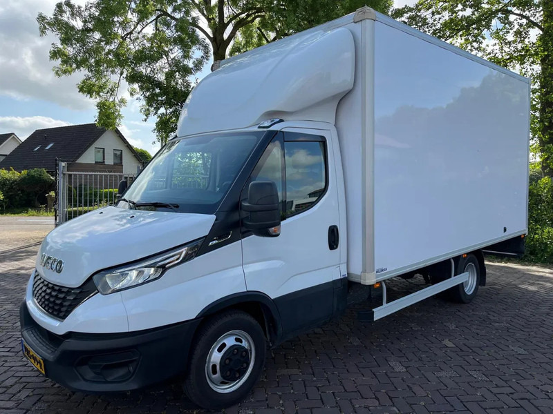 Iveco Daily 35C16 Achterdeuren (15 diverse modellen op voorraad) - Tarbesõiduk furgoon, Meeskonnaauto: pilt 1 Iveco Daily 35C16 Achterdeuren (15 diverse modellen op voorraad) - Tarbesõiduk furgoon, Meeskonnaauto: pilt 1