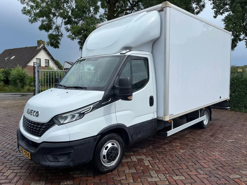 Iveco Daily 35C16 Achterdeuren (15 diverse modellen op voorraad) - Tarbesõiduk furgoon, Meeskonnaauto: pilt 1 Iveco Daily 35C16 Achterdeuren (15 diverse modellen op voorraad) - Tarbesõiduk furgoon, Meeskonnaauto: pilt 1