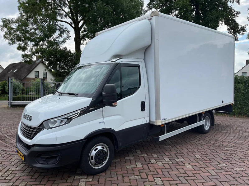 Iveco Daily 35C16 Achterdeuren (15 diverse modellen op voorraad) - Tarbesõiduk furgoon, Meeskonnaauto: pilt 1 Iveco Daily 35C16 Achterdeuren (15 diverse modellen op voorraad) - Tarbesõiduk furgoon, Meeskonnaauto: pilt 1
