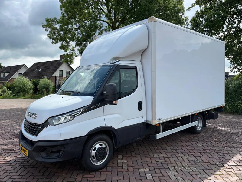 Iveco Daily 35C16 Laadklep (15 diverse modellen op voorraad) - Tarbesõiduk furgoon, Meeskonnaauto: pilt 1 Iveco Daily 35C16 Laadklep (15 diverse modellen op voorraad) - Tarbesõiduk furgoon, Meeskonnaauto: pilt 1