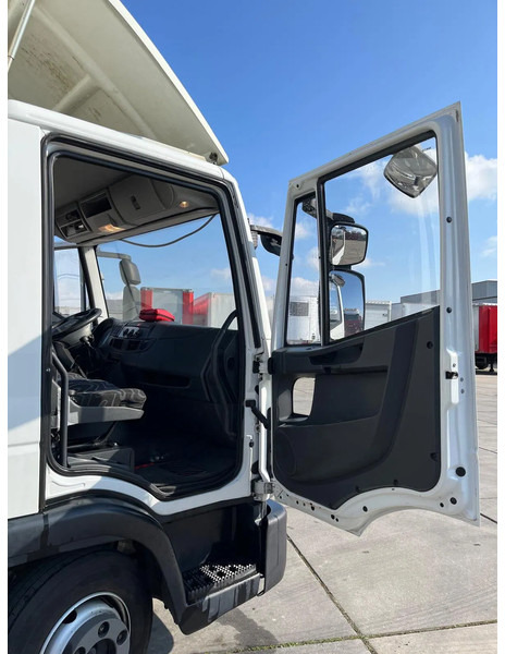 Kasti veoauto Iveco EuroCargo 75 E21 MANUAL: pilt 20