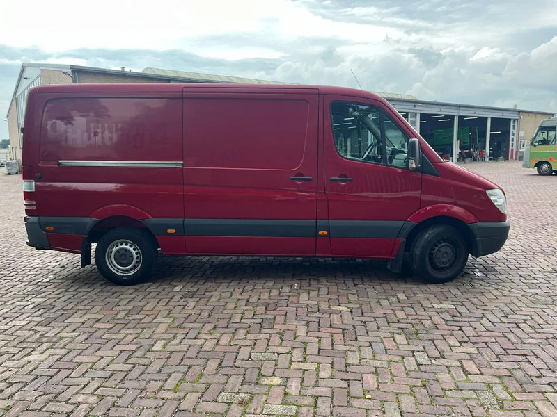Mercedes-Benz Sprinter 313 CDI L2H1 - Kaubik: pilt 4 Mercedes-Benz Sprinter 313 CDI L2H1 - Kaubik: pilt 4