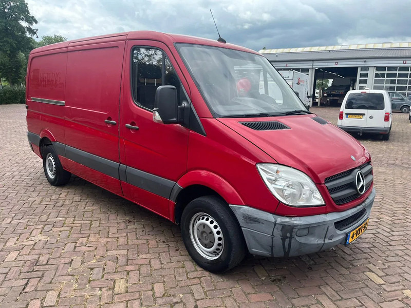 Mercedes-Benz Sprinter 313 L2H1 - Kaubik: pilt 1 Mercedes-Benz Sprinter 313 L2H1 - Kaubik: pilt 1
