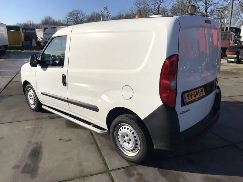 Opel Combo 1.6 CDTI - Kaubik: pilt 5 Opel Combo 1.6 CDTI - Kaubik: pilt 5