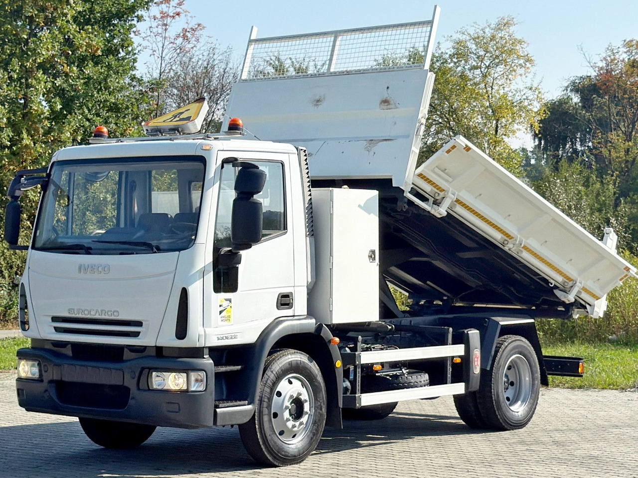 Iveco EUROCARGO 140E22* KIPPER 5,00 m* TOPZUSTAND - Kallurauto: pilt 3 Iveco EUROCARGO 140E22* KIPPER 5,00 m* TOPZUSTAND - Kallurauto: pilt 3